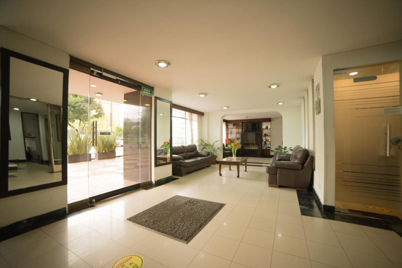 Apartamentos Galerias Bogota Bagian luar foto