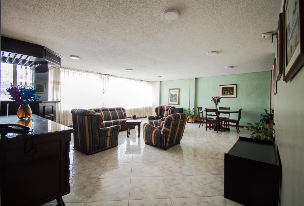Apartamentos Galerias Bogota Bagian luar foto