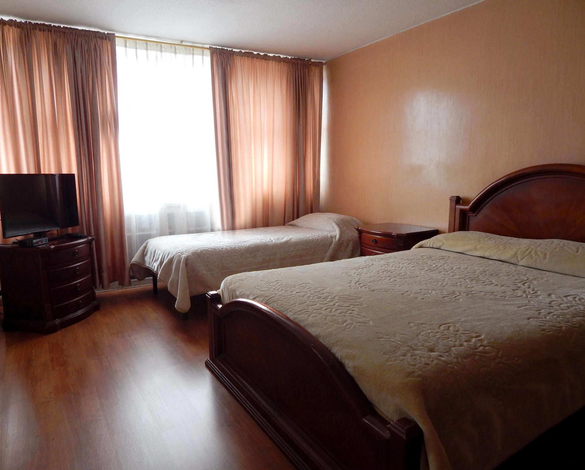 Apartamentos Galerias Bogota Bagian luar foto